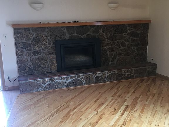 2nd image of 2822 Valley Hi Ave