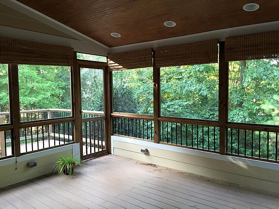 Screened Porch