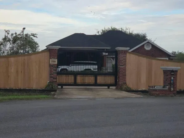 181 Janet Cir, San Benito, TX 78586