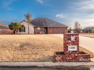 1400 Monarch Dr, McAlester, OK 74501