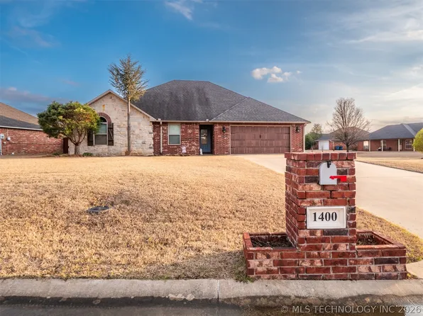 1400 Monarch Dr, McAlester, OK 74501