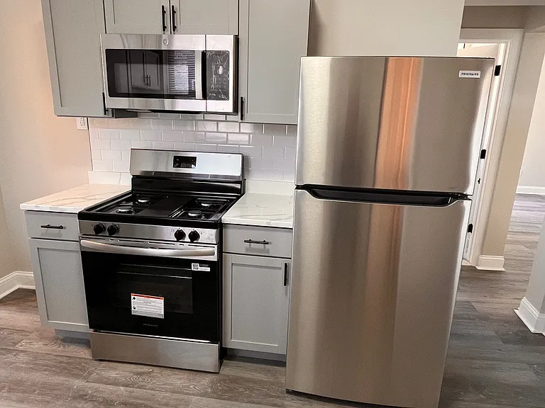 4918 S Vincennes Ave #3R — Photo 10