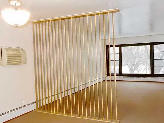 3rd image of 5511 S Komensky Ave #2