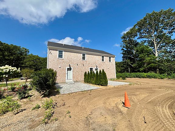 4th image of 591 Wakeby Road