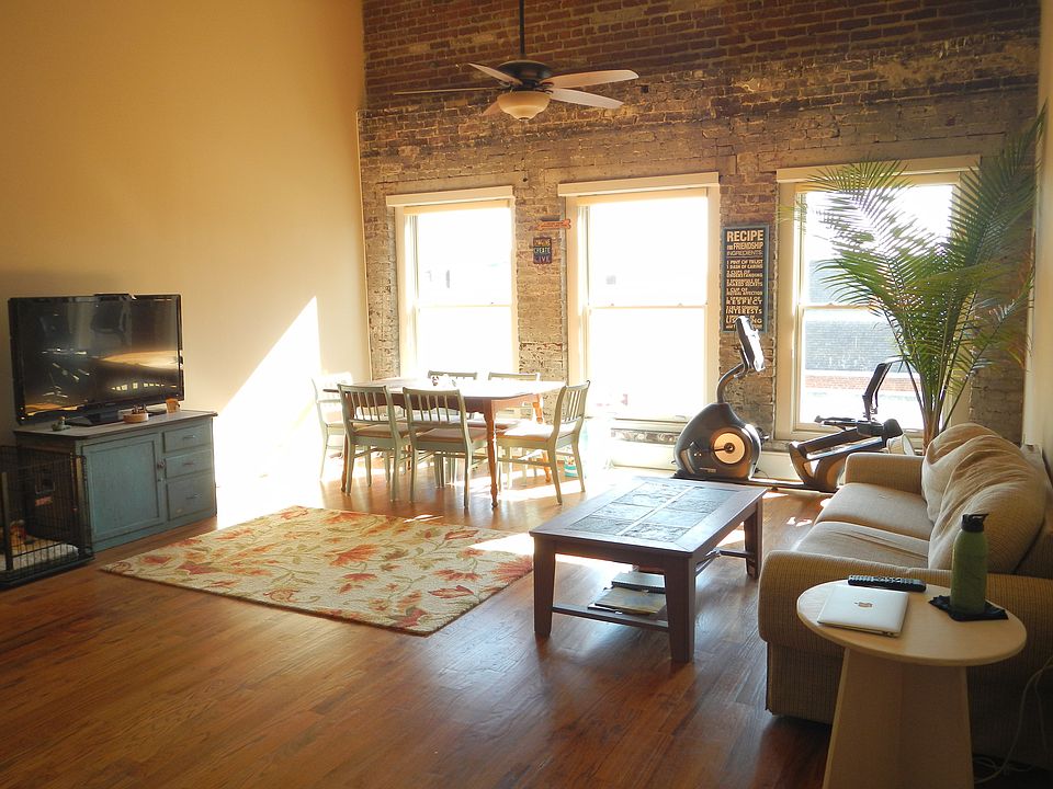 1st image of 402 S Gay St Suite 403