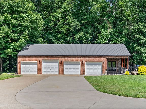 4th image of 635 Mobley Rd