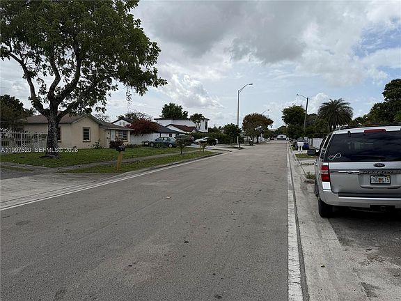 5th image of 671 NE 1st Pl