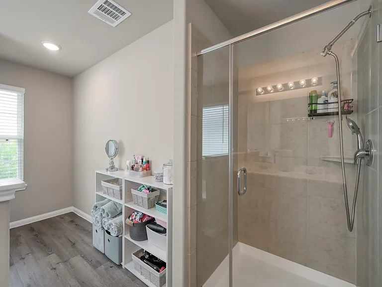 2717 Williams Grove Ct — Photo 24