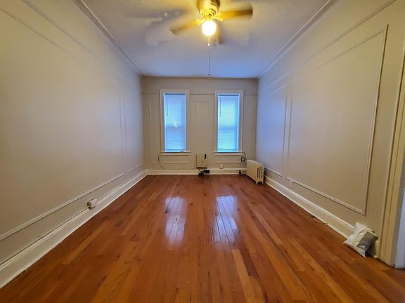 2nd image of 123 Roosevelt Ave APT 1B