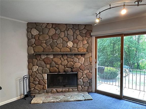 2nd image of 407 Old Mill Road