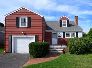89 Ashworth Rd, Quincy, MA 02171