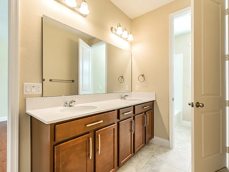8278 Procida Isle Ln — Photo 71