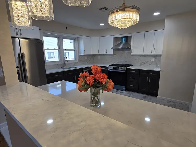 74 Caswell Ave #2 — Photo 15