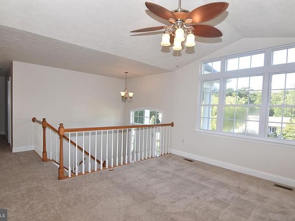 2nd image of 46231 Sylvan Ct
