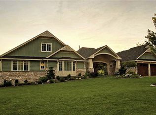 5108 Green Farms Rd, Edina, MN 55436