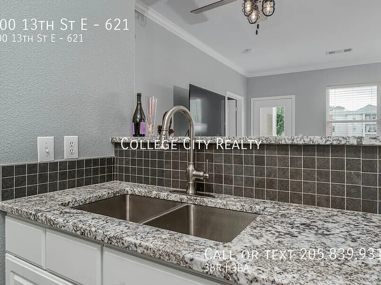 600 13th St E #621 — Photo 26