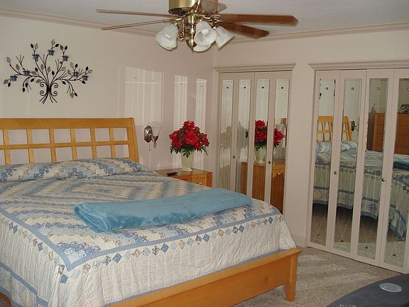 master bed room