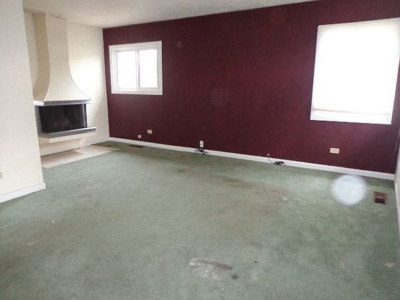 2nd image of 1364 Forest Pl