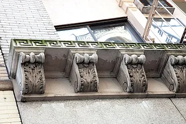 Rented by Hakimian Management