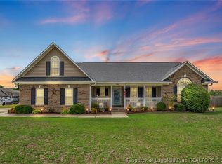 5744 Azure Dr, Hope Mills, NC 28348