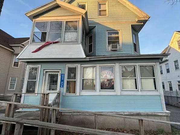 233-235 White St, Springfield, MA 01108