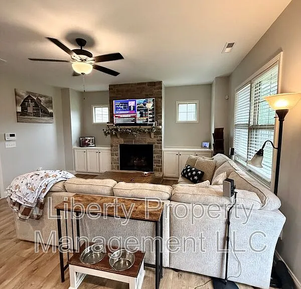 1218 Hayes Rd — Photo 10