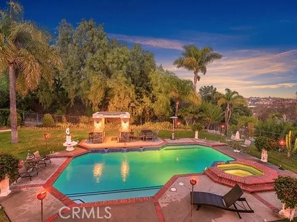 25641 Rapid Falls Rd, Laguna Hills, CA 92653