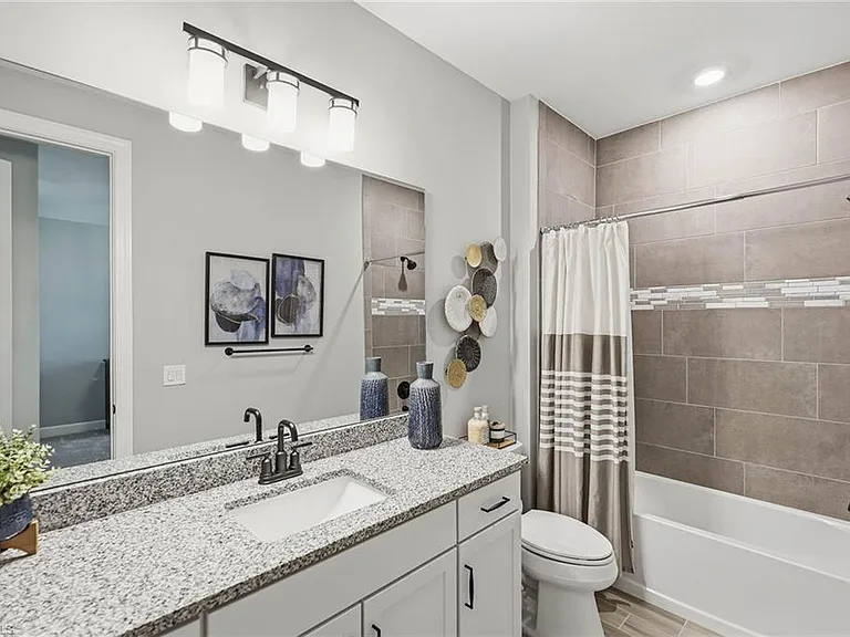 2738 Aviamar Cir — Photo 27