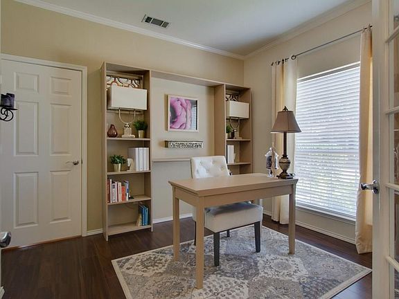5th image of 10117 Norman Ct