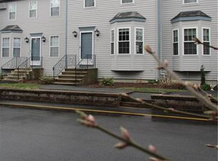 565 Quaker Ln APT 99, West Warwick, RI 02893