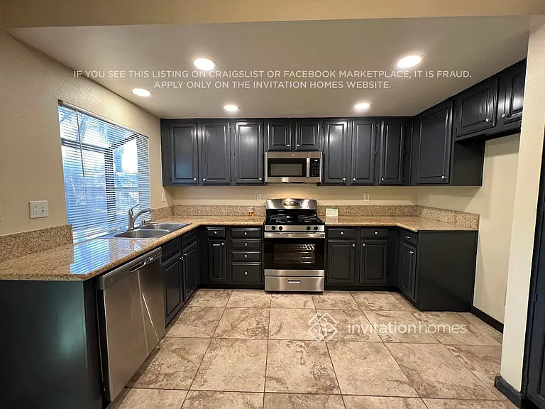 3019 Chablis Ave — Photo 4