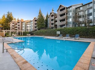 Overlook at Lakemont, Bellevue, WA 98006