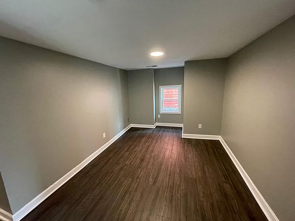 3rd image of 421 Johnson Ave #3