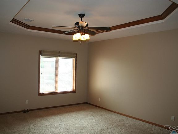 5th image of 5910 S Grand Lodge Pl