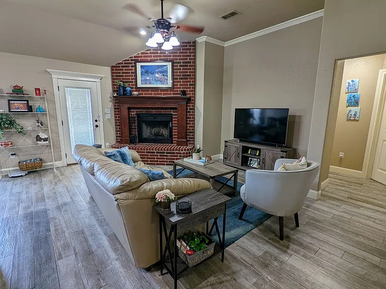834 Shallow Water Trl — Photo 3
