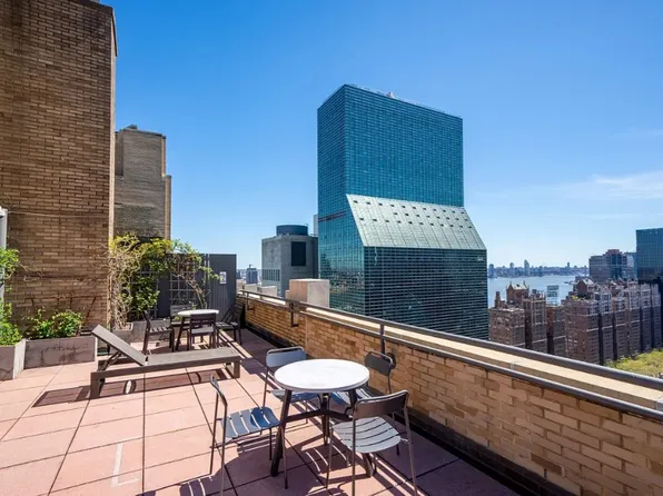 310 East 46th Street image 8 of 9