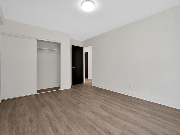 5th image of 820 Craigflower Rd #204