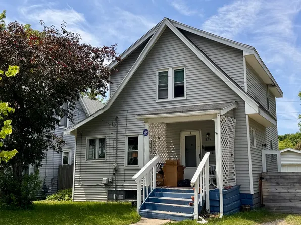 829 Prospect Ave NE, Grand Rapids, MI 49503