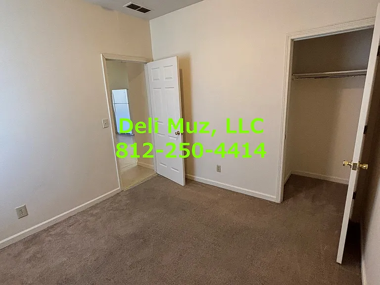 1427 Culver Dr #B — Photo 15