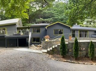 1 Country Club Ln, Asheville, NC 28804