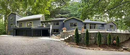 1 Country Club Ln Photo 1