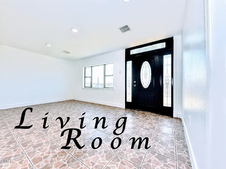 753 N Carolina Dr — Photo 4