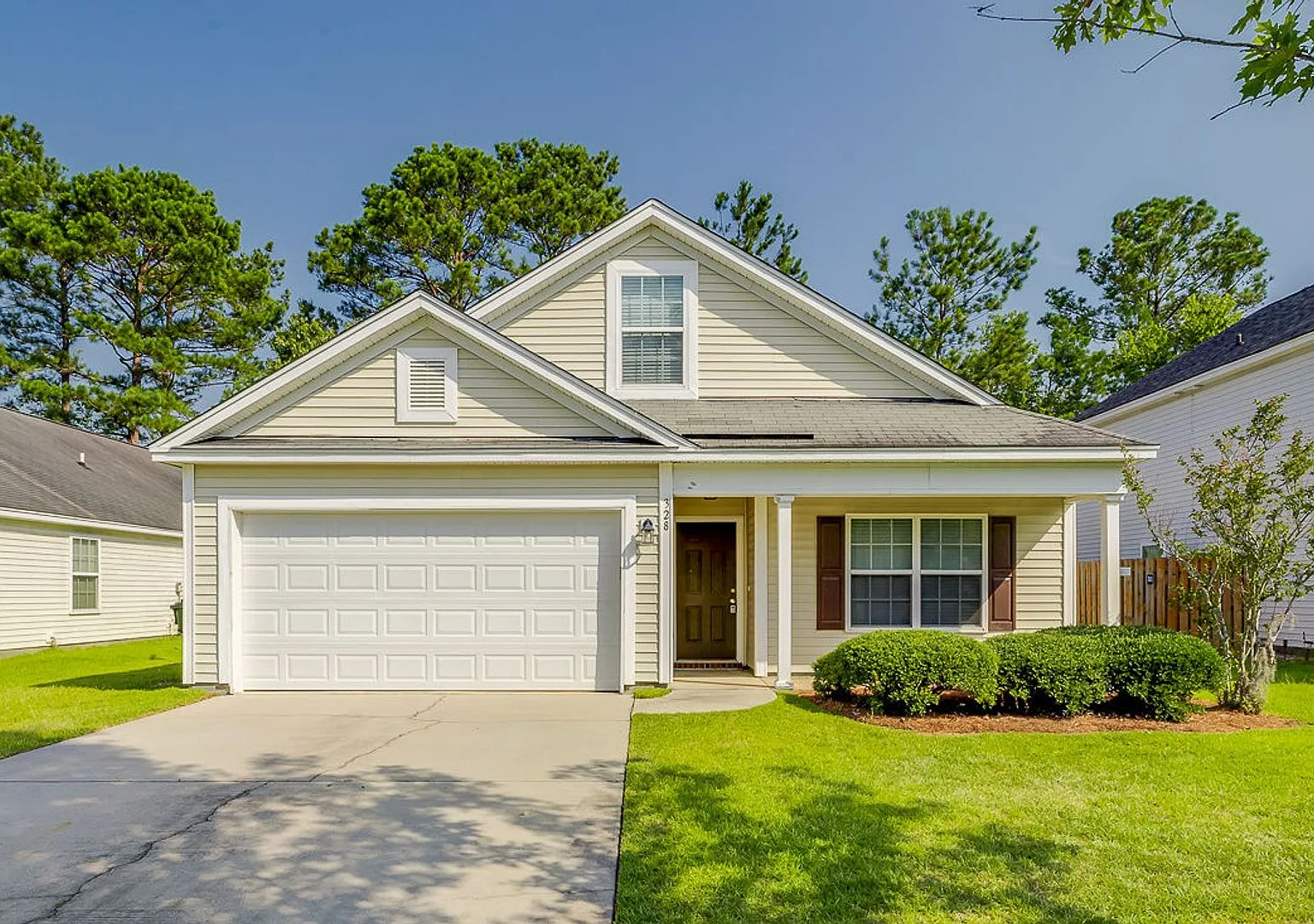 Spacious & Beautifully Maintained 5BR/3BA Home in Pooler, GA! — Photo 1