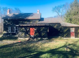 582 Fostertown Rd, Newburgh, NY 12550