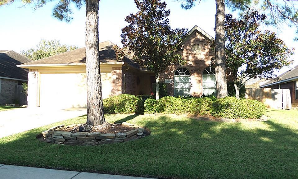 1st image of 1817 Oak Lodge Dr