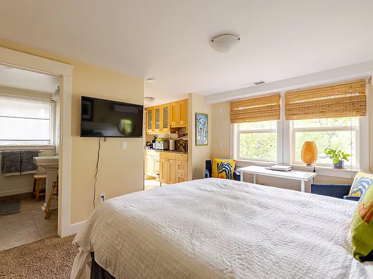 155 Parkside Ter #1 — Photo 22