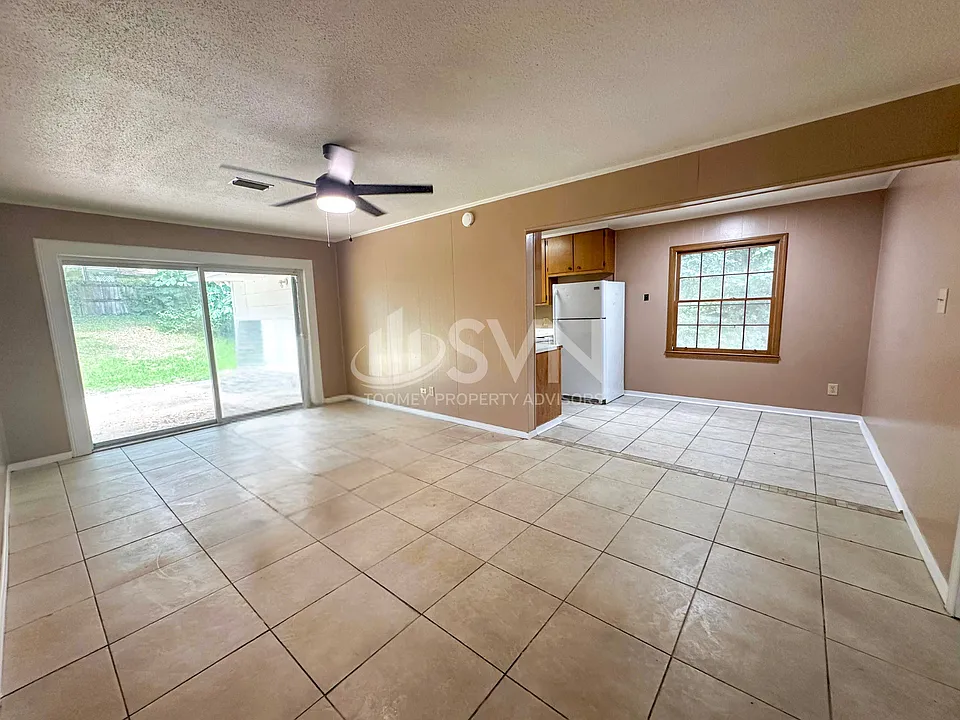 313 Vanderbilt Dr