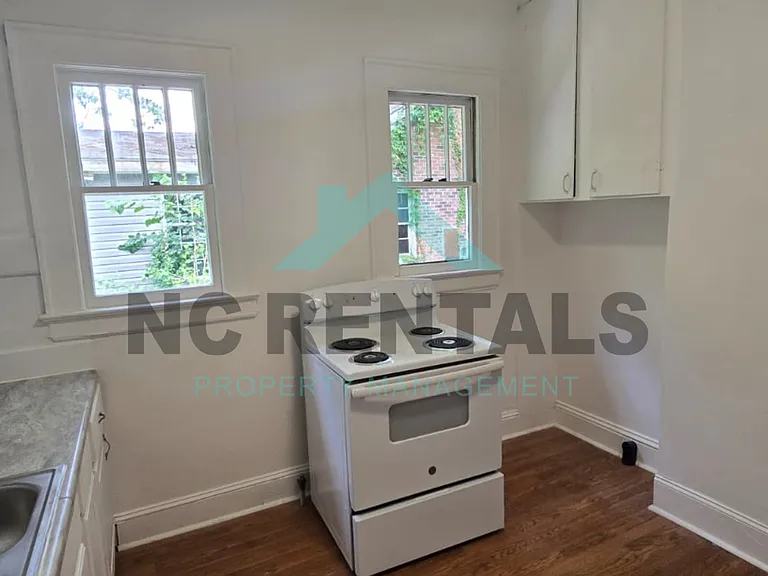 806 Long Ave — Photo 11