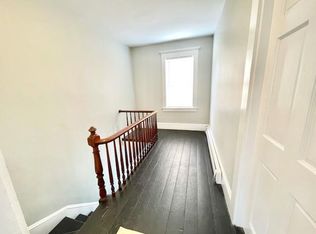 69 3rd St #2, Newport, RI 02840