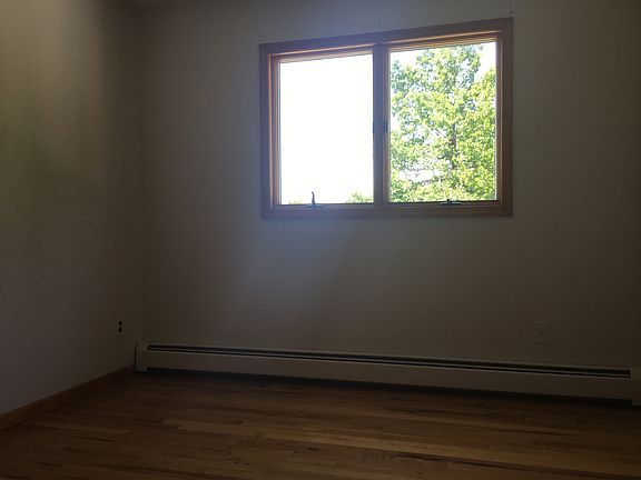 4th image of 710 Maguire Ave